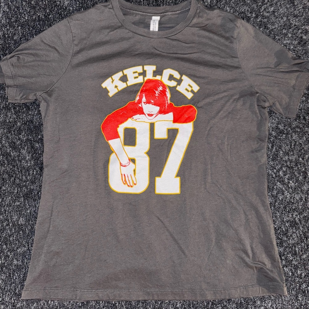 Taylor Swift Travis Kelce Tee L